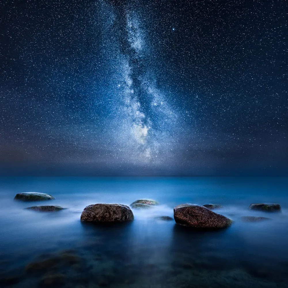 Stillness of Night - Nikon D810 & Nikkor 14–24 mm f/2.8 - ISO 6400, 14 mm, f/2.8, 30 sec. & ISO 800, 630 sec.